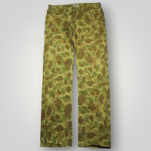 Naked Famous Pants Mens 33 Weird Guy Frog Skin Double Camo Slim Fit Button Fly - Picture 1 of 9